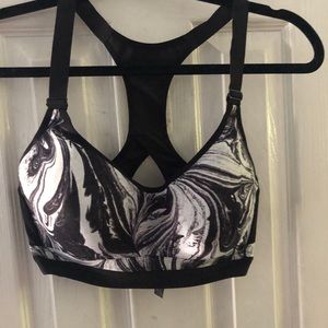 Victoria’s Secret Sports Bra 32DD